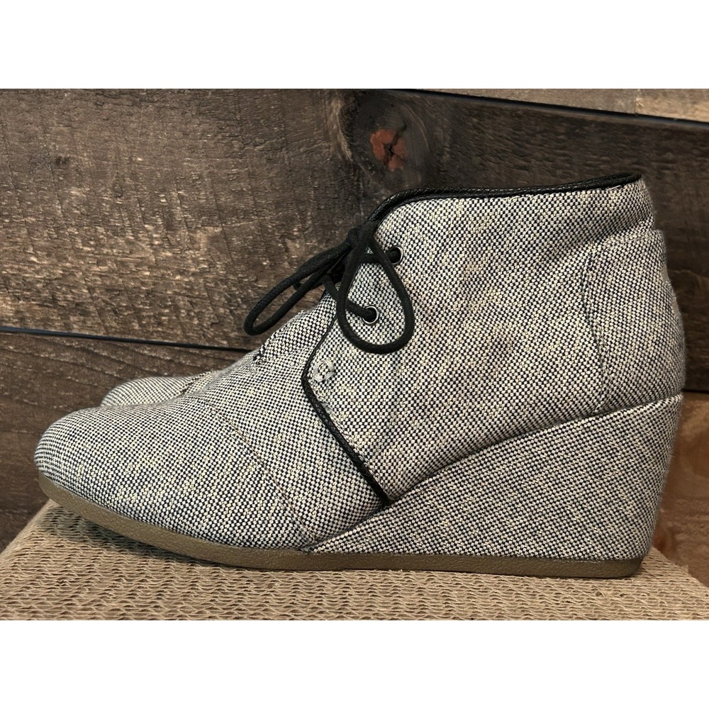 Toms Shoes Boots 690515 Gray Gold Metallic Linen Desert Wedge‎ Women's Sz 9